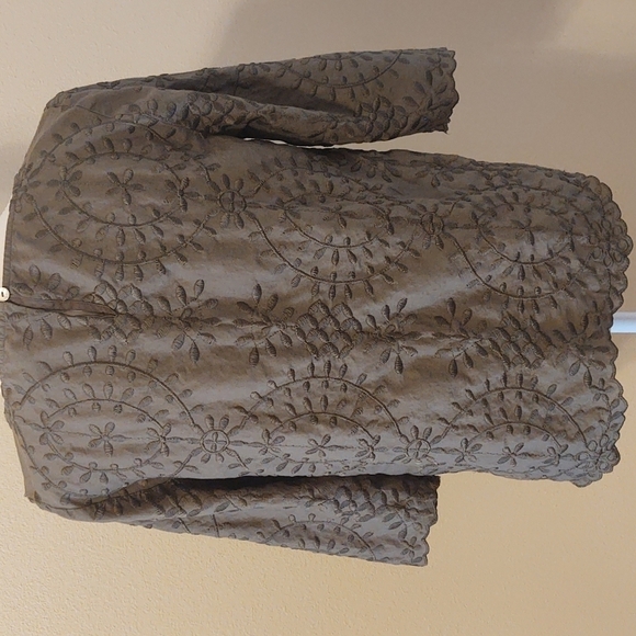 Chico's Women's Olive Green Embroidered Blouse - Picture 4 of 6